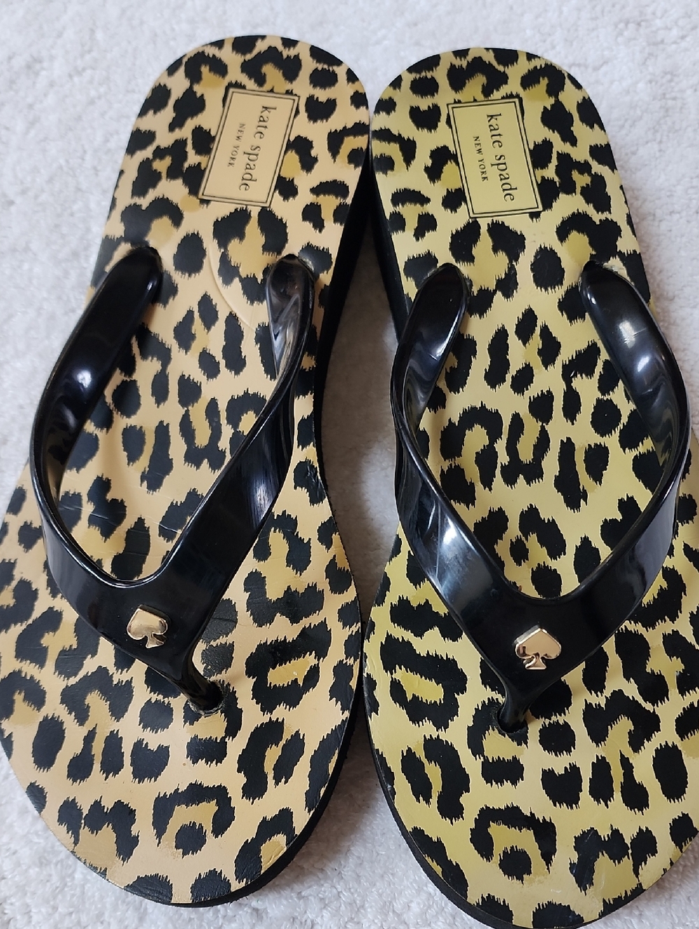 Kate Spade Leopard Print Black Strap Flip Flops Size 8 Preowned